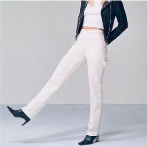 Abercrombie & Fitch Ultra High Rise 90s Straight Carpenter Jean